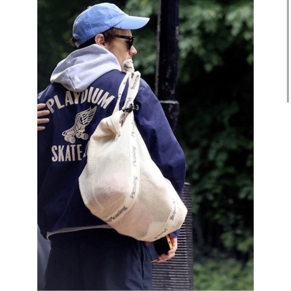 Harry Styles - The Pleasing Bag in Black - Picture 5 of 8